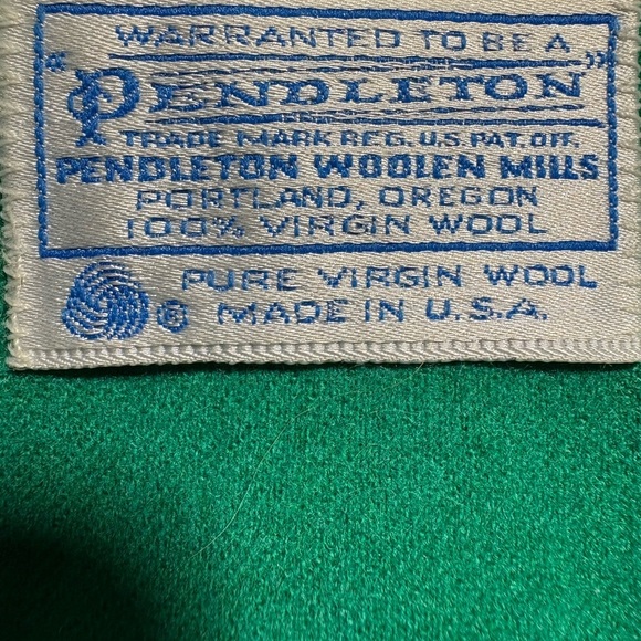 Pendleton pure virgin wool Green Blazer with Shamrock Scarf - Picture 3 of 9